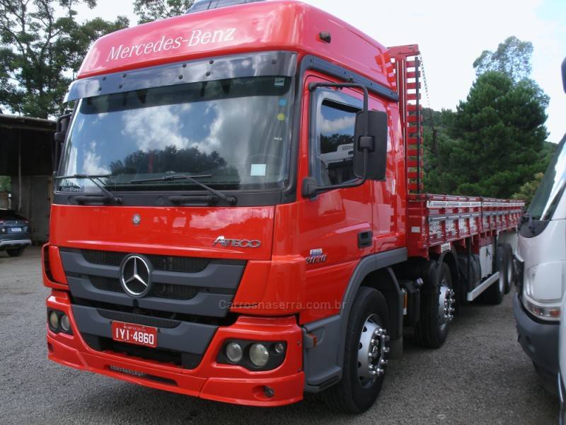 MERCEDES-BENZ - ATEGO 3030 - 2017/2017 - Vermelha - Sob Consulta