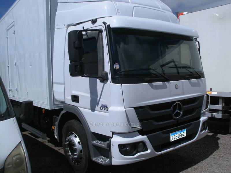 MERCEDES-BENZ - ATEGO 1719 - 2012/2012 - Branca - Sob Consulta